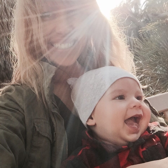 Meet your Posher, Sondra - Picture 1 of 1